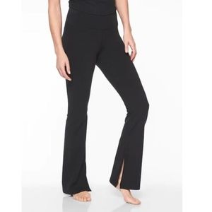 Athleta Barre Skinny Flare In Powervita Black XS